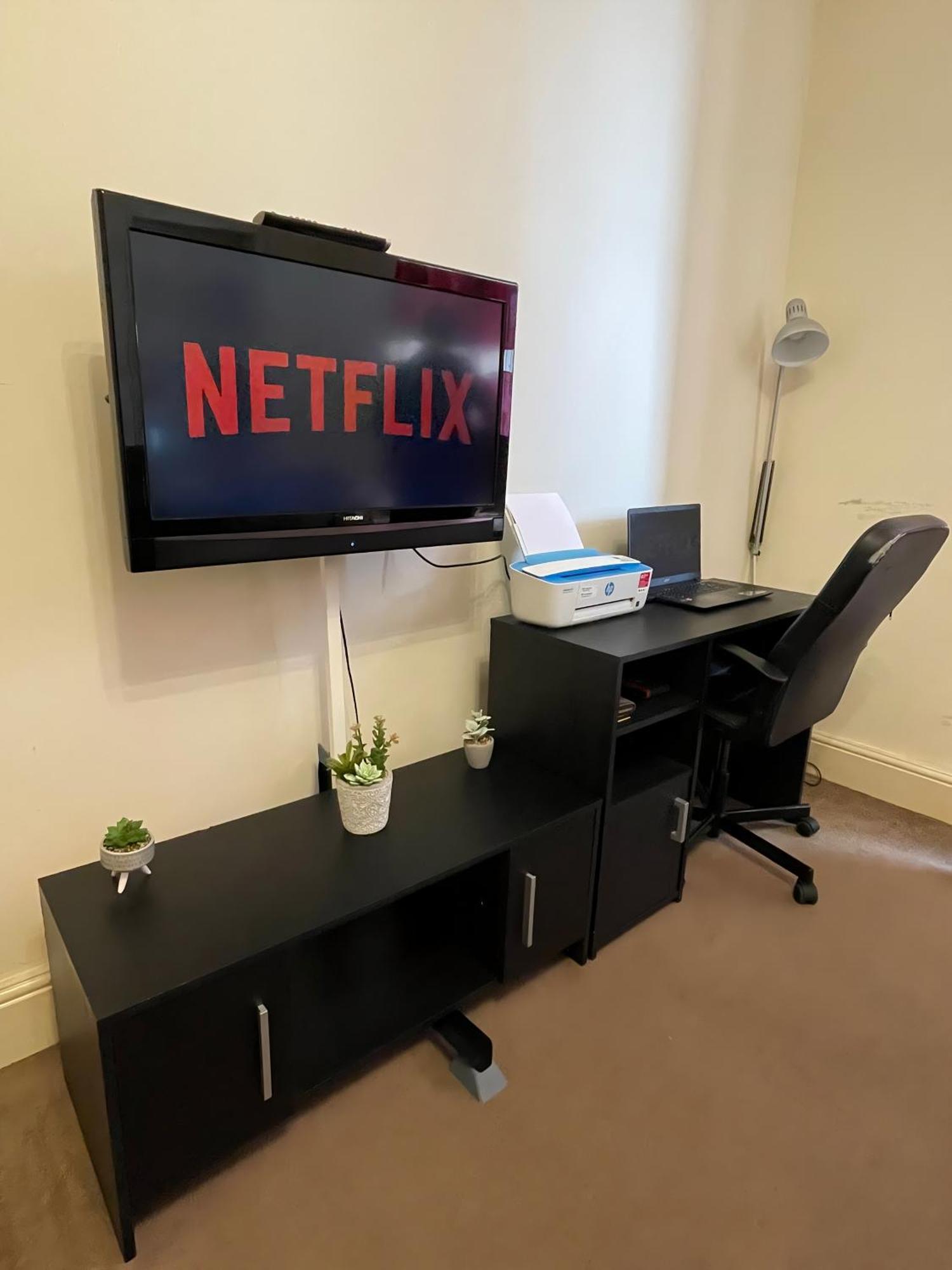 Comfy 2 Bedroom Flat Near Edinburgh City Center Esterno foto